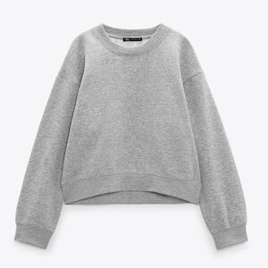 Zara - Plush Sweatshirt size M